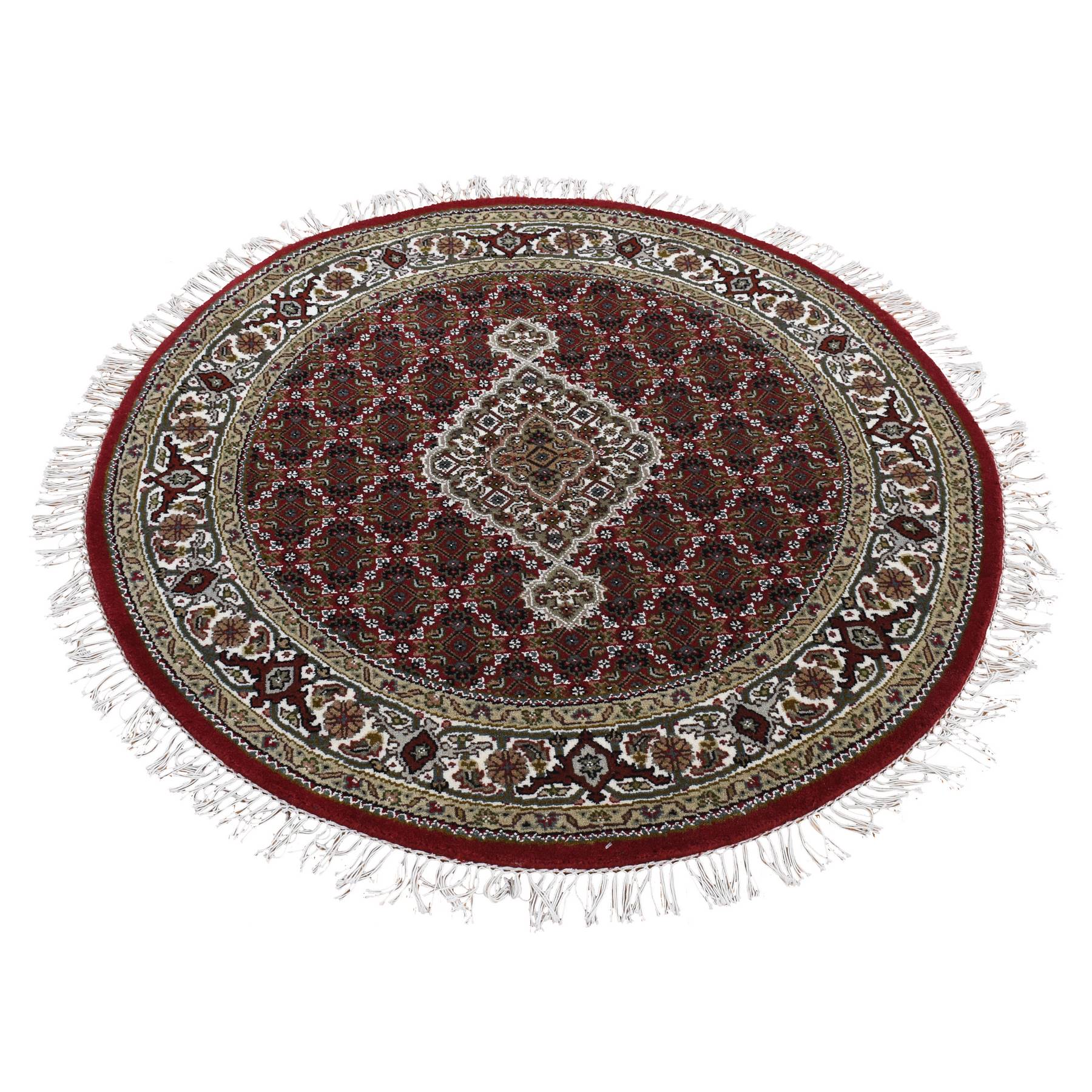 Traditional Rugs LUV789489